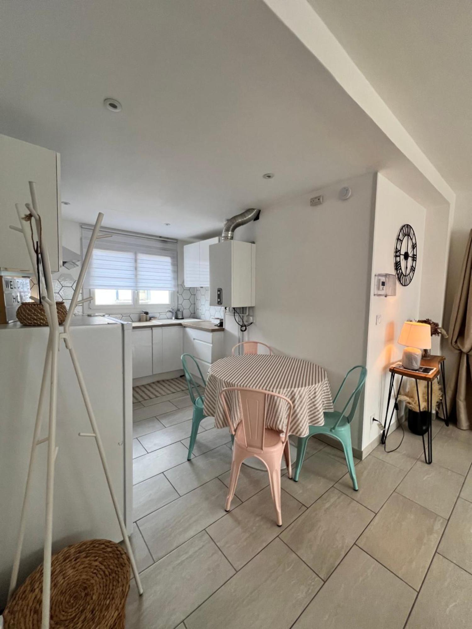 Apartmán Le Bellevue - T3 - Gare & Les Jardins Darcy - Parking Free Dijon Exteriér fotografie