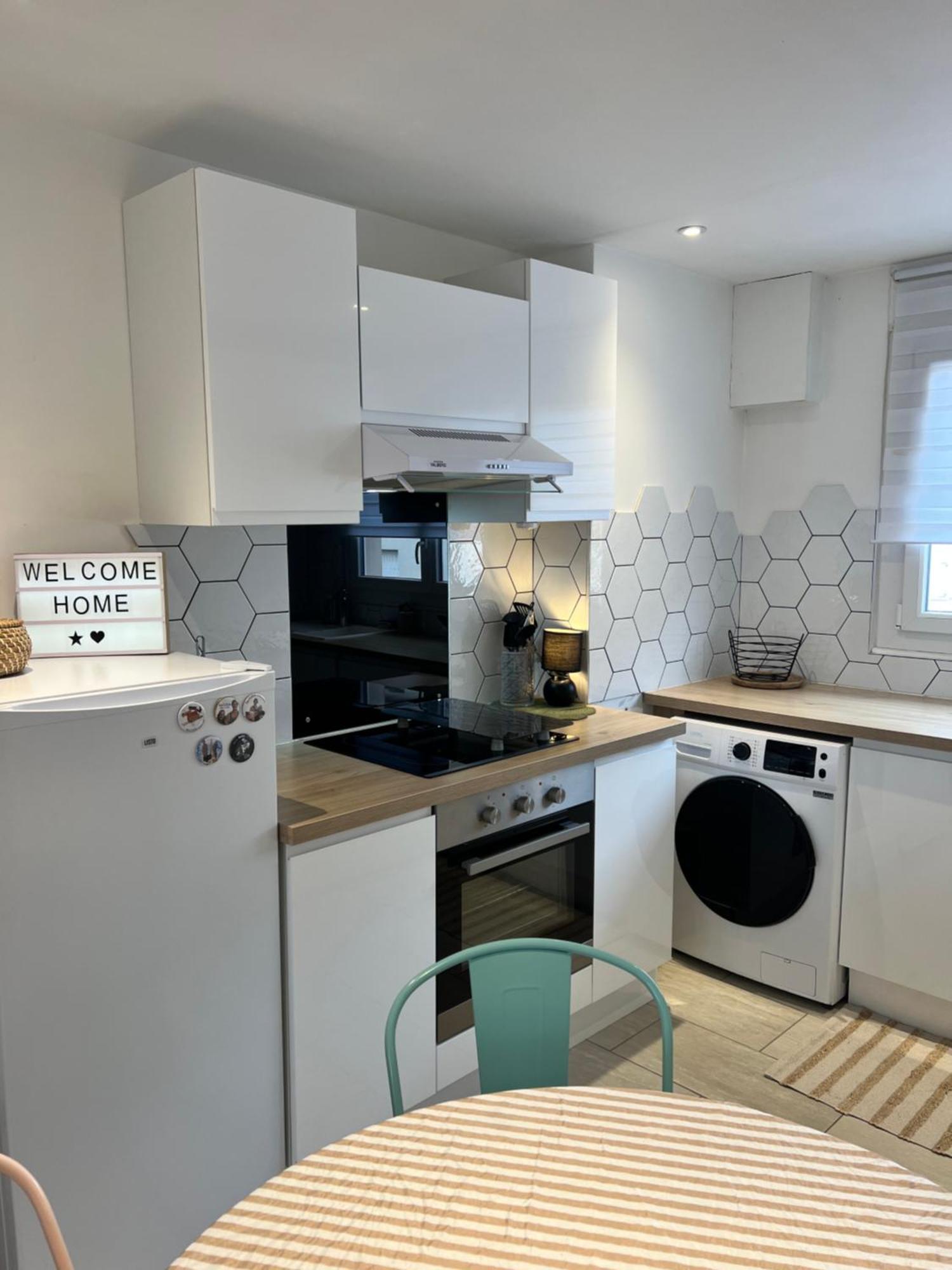 Apartmán Le Bellevue - T3 - Gare & Les Jardins Darcy - Parking Free Dijon Exteriér fotografie
